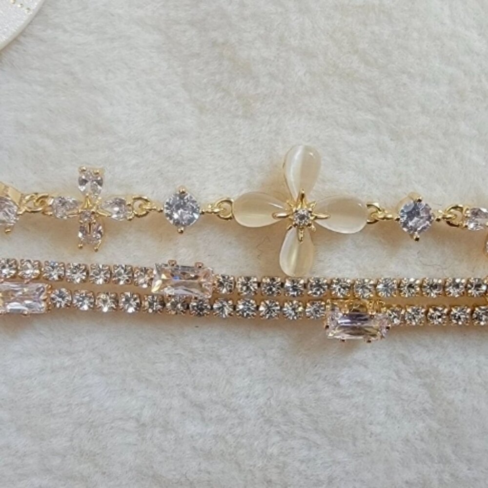 EyeCandy Gold Tone Bracelet, 2 Pairs